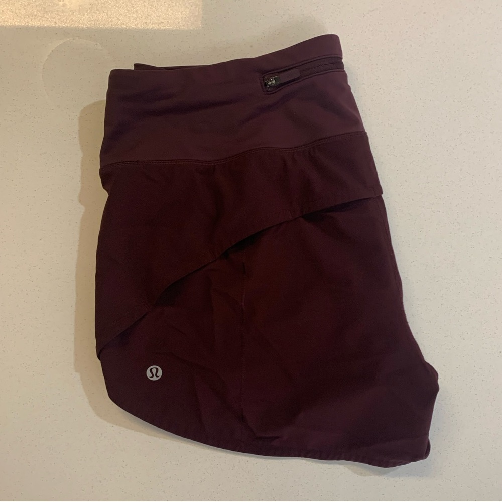 Lululemon speed up short in mulled wine